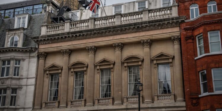 Posh Tory Club Gives &pound;250,000 to Party’s MPs After Getting COVID Bailout Worth &pound;850,000