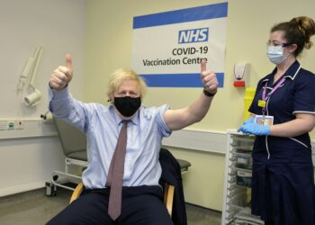 Extroverts More Likely to Resist COVID Vaccine Despite Wanting to Socialize More