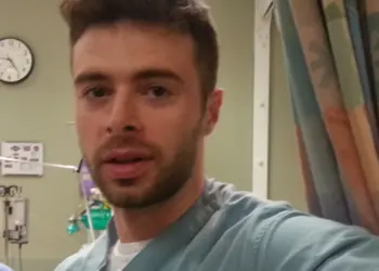 Doctor Sues Queen’s University for Allegedly Pushing Him Out of Job Over His COVID Opinions