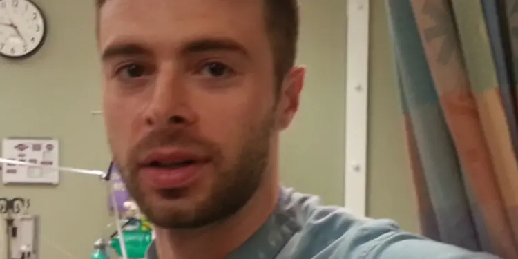 Doctor Sues Queen&#8217;s University for Allegedly Pushing Him Out of Job Over His COVID Opinions