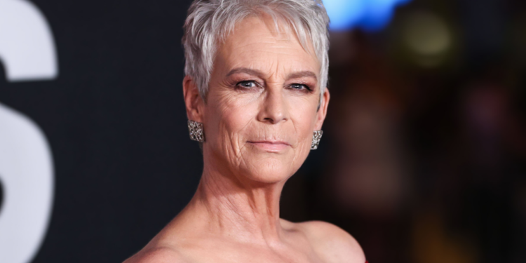 Jamie Lee Curtis Encourages Followers to ‘Mask Up Again’ With COVID ‘On the Rise’