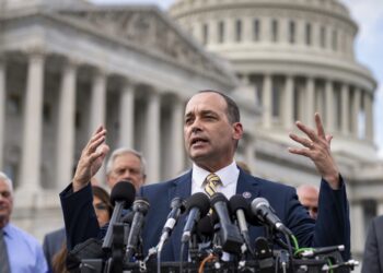 Bill Introduced by GOP Congressman Bob Good Aims to Defund Colleges Mandating COVID Vaccine