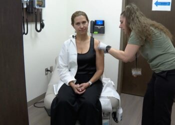 Denver Health Medical Staff Receives First Live Ebola Vaccine that "Sheds" for the First Time in History: A Video Report by Jim Hᴏft from The Gateway Pundit
