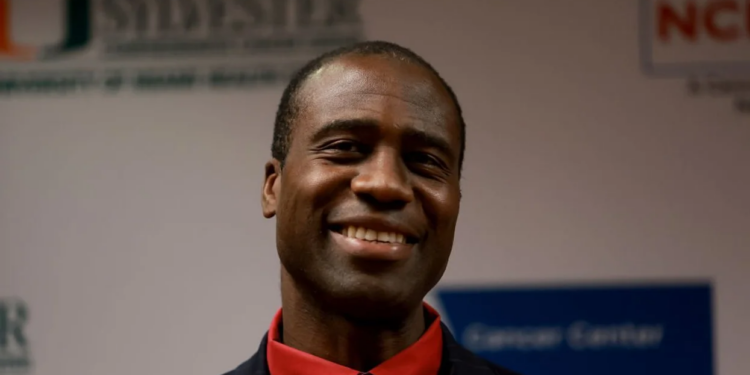 Ladapo, Florida Surgeon General, Advocates for Ceasing the Use of mRNA COVID-19 Vaccines