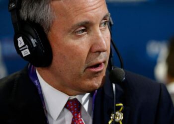 Paxton, Texas Attorney General, Accuses Pfizer of Misrepresenting COVID Vaccine Efficacy, Claiming it to be Below 10%