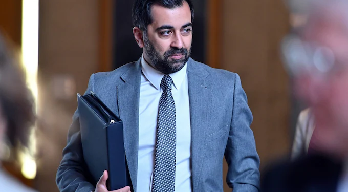 Accusations of Humza Yousaf’s Misleading Statements to MSPs Regarding COVID Travel Ban’s Political Motivation