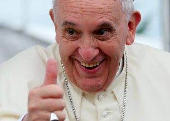 Pope Francis Condemns "Antivaxxers" and Urges COVID-19 Vaccination, While Remaining Silent on Transhumanism mRNA Vaccine Technology