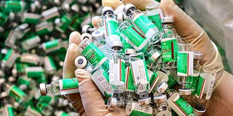 Doctors&rsquo; Group Urges Center to Conduct Comprehensive Review of All COVID Vaccines, Including Covishield Side Effects